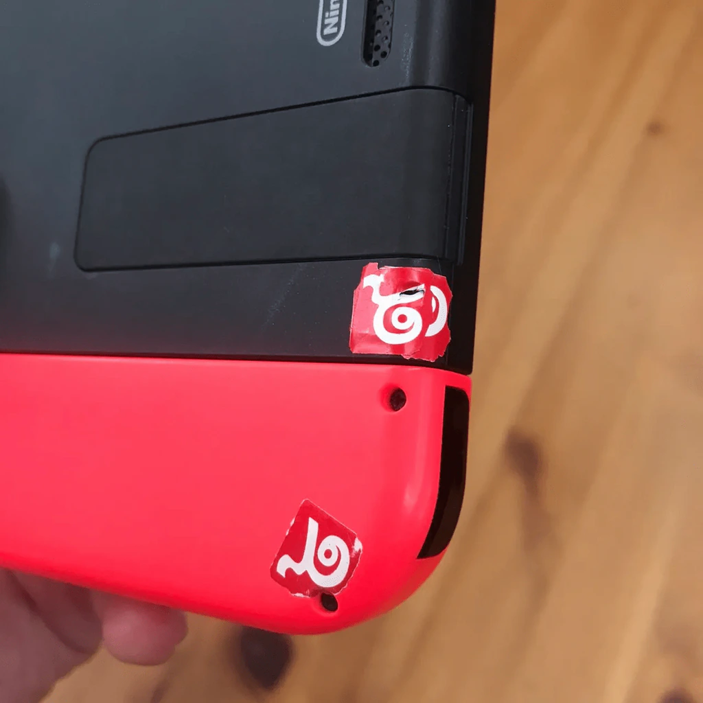 เครื่อง Nintendo Switch + 4 จอย + 3 เกม + กระเป๋า (มือสองเล่นได้ปกติ) รูปที่ 30