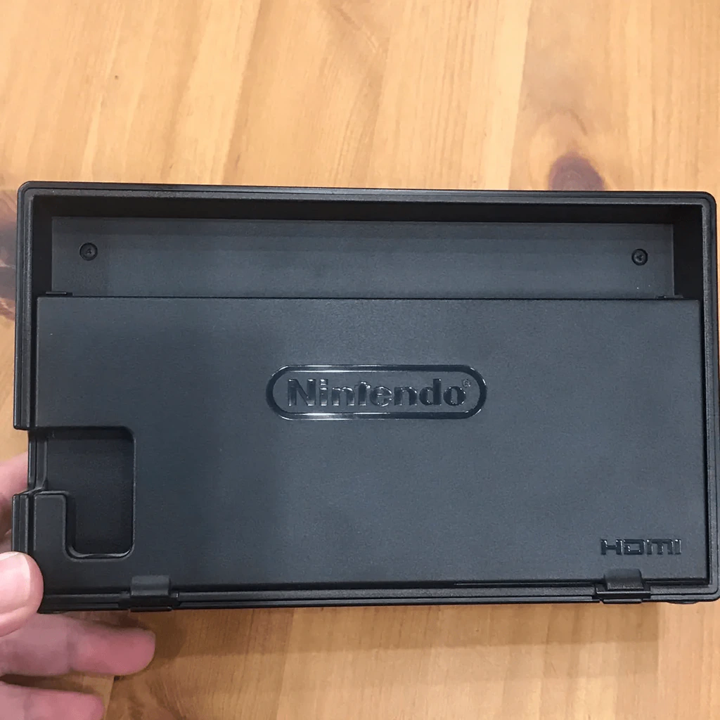 เครื่อง Nintendo Switch + 4 จอย + 3 เกม + กระเป๋า (มือสองเล่นได้ปกติ) รูปที่ 39