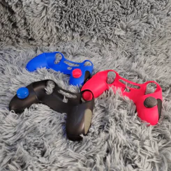 เครื่อง PlayStation Pro4 PS4 Pro มือสอง + 4 จอย (3 จอยไร้สาย, 1 จอยมีสาย) + แท่นชาร์จจอย รูปที่ 10