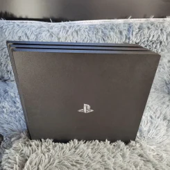 เครื่อง PlayStation Pro4 PS4 Pro มือสอง + 4 จอย (3 จอยไร้สาย, 1 จอยมีสาย) + แท่นชาร์จจอย รูปที่ 3