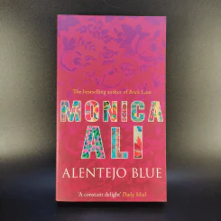 Monica Ali - Alentejo Blue รูปที่ 1