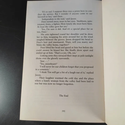 The Valley - Di Morrissey รูปที่ 15