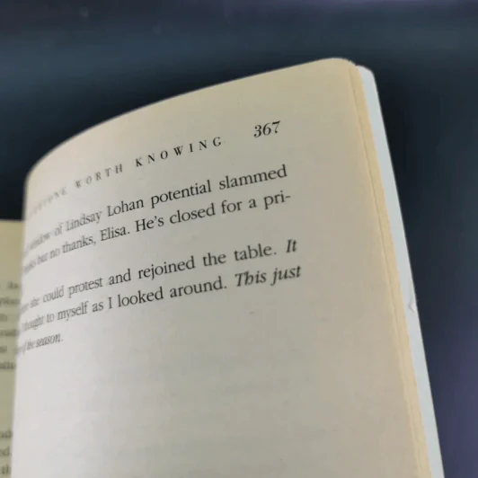 Everyone Worth Knowing -  Lauren Weisberger รูปที่ 13