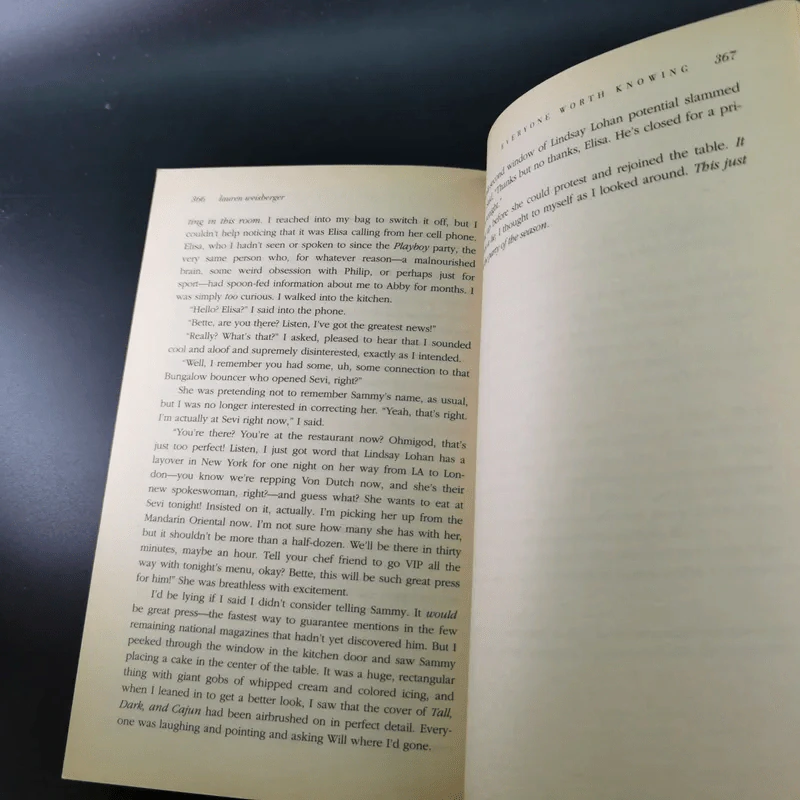 Everyone Worth Knowing -  Lauren Weisberger รูปที่ 12