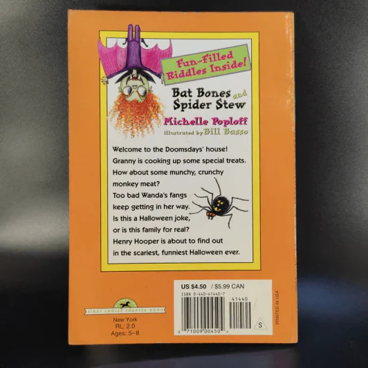 Bat Bones and Spider Stew - Michelle Poploff รูปที่ 2