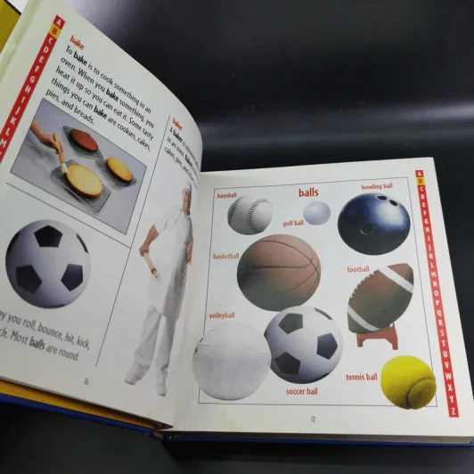 Picture Dictionary Over 1,000 words photographs and definitions รูปที่ 12