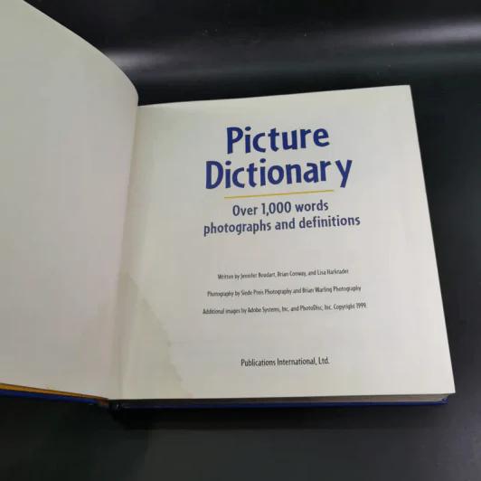 Picture Dictionary Over 1,000 words photographs and definitions รูปที่ 9