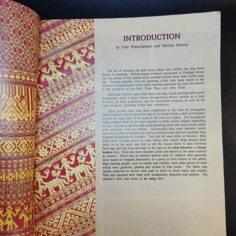 Thai Textiles Threads of a Cultural Heritage ผ้าไทย รูปที่ 11