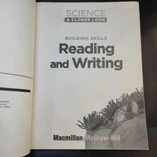 Reading and Writing Workbook รูปที่ 8