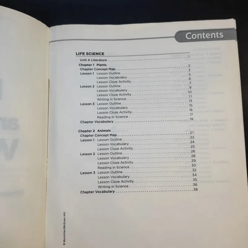 Science A Closer Look Reading and Writing Workbook รูปที่ 9