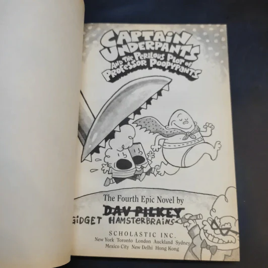 The New Captain Underpants Collection 5 Books Boxset รูปที่ 9