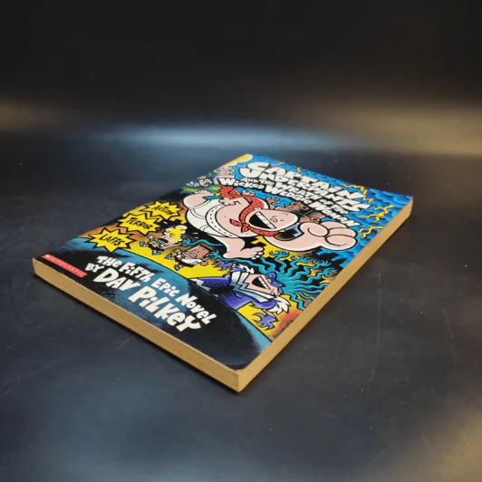 Captain Underpants The Fifth Epic - Dav Pilkey รูปที่ 6