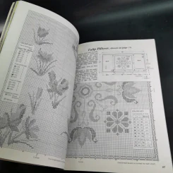 Floral Designs in Cross Stitch รูปที่ 8