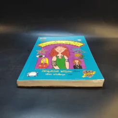 ถึงแม่เพี้ยน หนูก็รัก - Jacqueline Wilson รูปที่ 4