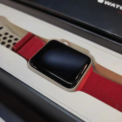 (มือสอง) Apple Watch Nike Series 3 + สายสีแดง รูปที่ 2