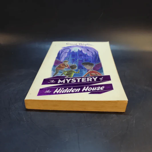 The Mystery of the Hidden House - Enid Blyton รูปที่ 4