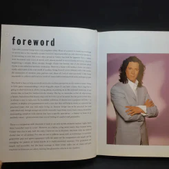 Display - Laurence Llewelyn-Bowen รูปที่ 9