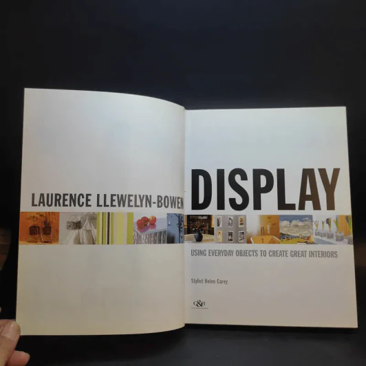 Display - Laurence Llewelyn-Bowen รูปที่ 8