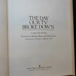 The Day Our TV Broke Down รูปที่ 8