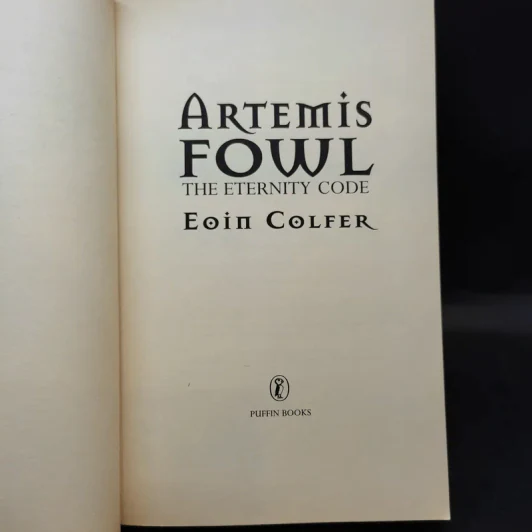 Artemis Fowl The Eternity Code - Eoin Colfer รูปที่ 8