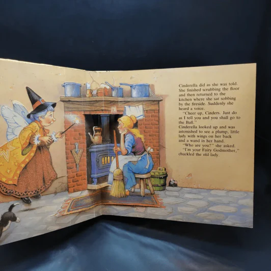 Cinderella A Fairy Tale Pop-Up - John Patience รูปที่ 9