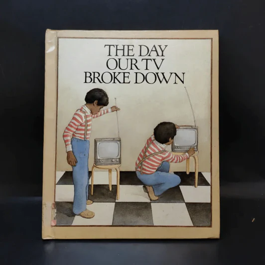 The Day Our TV Broke Down รูปที่ 1