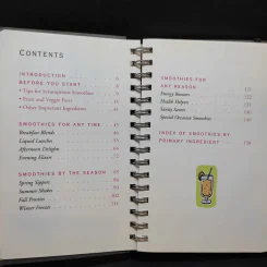 The Little Black Book of Smoothies รูปที่ 4