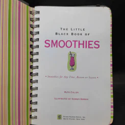 The Little Black Book of Smoothies รูปที่ 3
