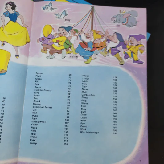 Words that Tell 3 เล่ม ฝึกภาษา คำศัพท์ภาษาอังกฤษ สำหรับเด็ก รูปที่ 11