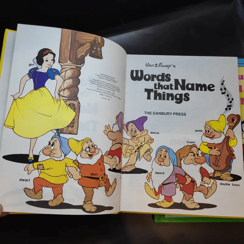 Words that Tell 3 เล่ม ฝึกภาษา คำศัพท์ภาษาอังกฤษ สำหรับเด็ก รูปที่ 18