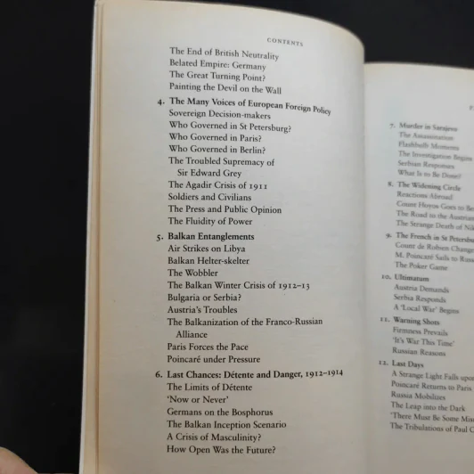 The Sleepwalkers - Christopher Clark รูปที่ 9