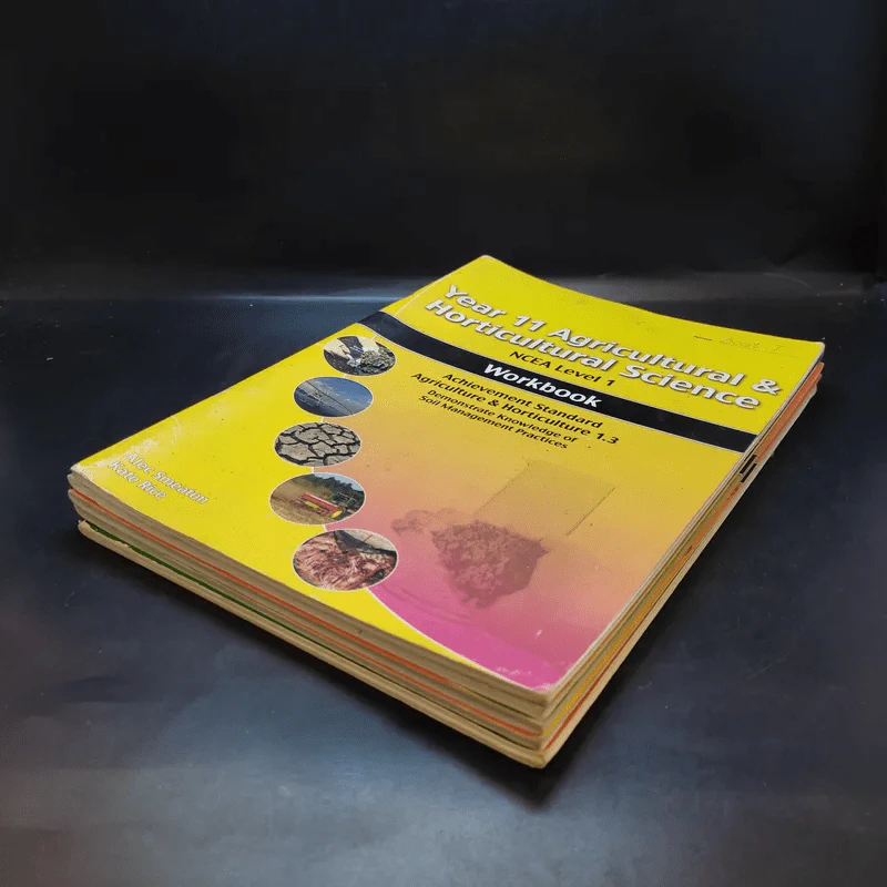 Year 11 Science Workbook 5 Books รูปที่ 5