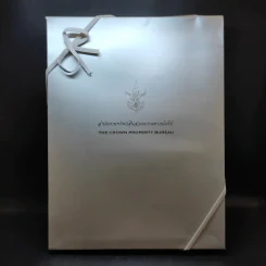 สำนักงานทรัพย์สินส่วนพระมหากษัตริย์ ปฏิทิน + หนังสือ 9 ร้อยกันมุมดลใจ + สารคดีพระมหากษัตริย์ไทยกับพระพุทธศาสนา