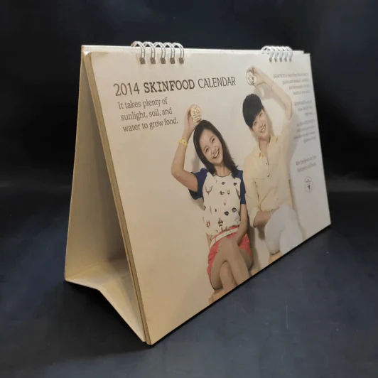ปฏิทินตั้งโต๊ะ Skinfood Calendar 2014 รูปที่ 4