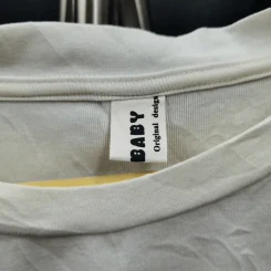 เสื้อยืดสีขาวแขนสั้น ผูกรูดตกแต่งข้าง อก 34 นิ้ว, ยาว 18 นิ้ว รูปที่ 3
