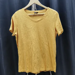 เสื้อยืดแขนสั้น คอวี สีส้ม อก 40 นิ้ว, ยาว 23 นิ้ว รูปที่ 1