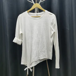 เสื้อยืดแขนยาว สีขาว ปลายเสื้อผูกโบว์ อก 40 นิ้ว, ยาว 24 นิ้ว รูปที่ 1
