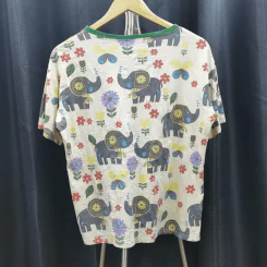 เสื้อยืดแขนสั้น สีขาวครีม ลายช้างดอกไม้ อก 42 นิ้ว, ยาว 23 นิ้ว รูปที่ 2