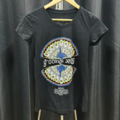 เสื้อยืดแขนสั้น สีดำ ลายนกยูง อก 34 นิ้ว, ยาว 23 นิ้ว รูปที่ 1