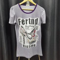 เสื้อยืดแขนสั้น ลายม่วงแนวนอน อก 36 นิ้ว, ยาว 27 นิ้ว รูปที่ 1