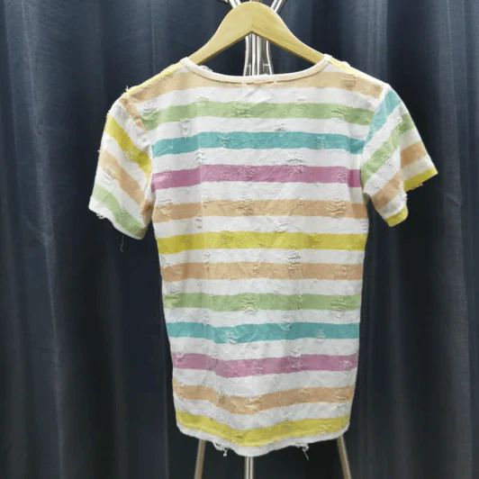 เสื้อยืดแขนสั้น ลายสีรุ้ง แต่งขาดวงกลม อก 36 นิ้ว, ยาว 21 นิ้ว รูปที่ 2