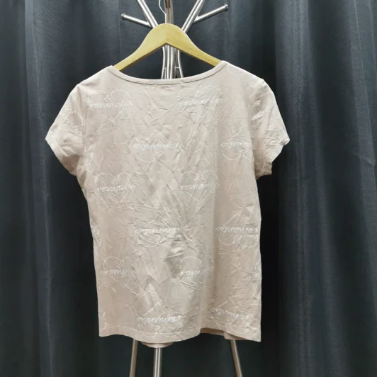 เสื้อยืดแขนสั้น สีน้ำตาลอ่อน ปักรูปหัวใจ อก 38 นิ้ว, ยาว 22 นิ้ว รูปที่ 2