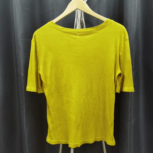 เสื้อยืดแขนสั้น สีเหลือง อก 40 นิ้ว, ยาว 23 นิ้ว รูปที่ 2