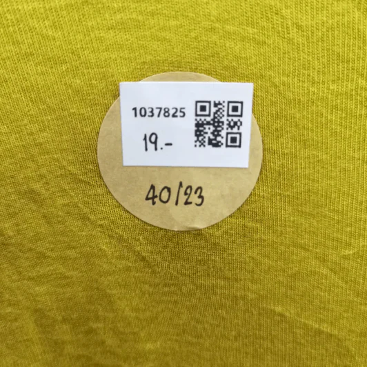 เสื้อยืดแขนสั้น สีเหลือง อก 40 นิ้ว, ยาว 23 นิ้ว รูปที่ 4