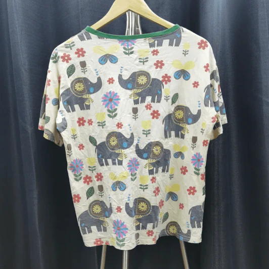 เสื้อยืดแขนสั้น สีขาวครีม ลายช้างดอกไม้ อก 42 นิ้ว, ยาว 23 นิ้ว รูปที่ 2