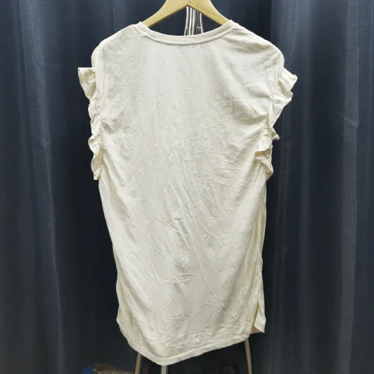 เสื้อยืดแขนกุด สีขาวครีม ดอกไม้ Hello อก 36 นิ้ว, ยาว 30 นิ้ว รูปที่ 4
