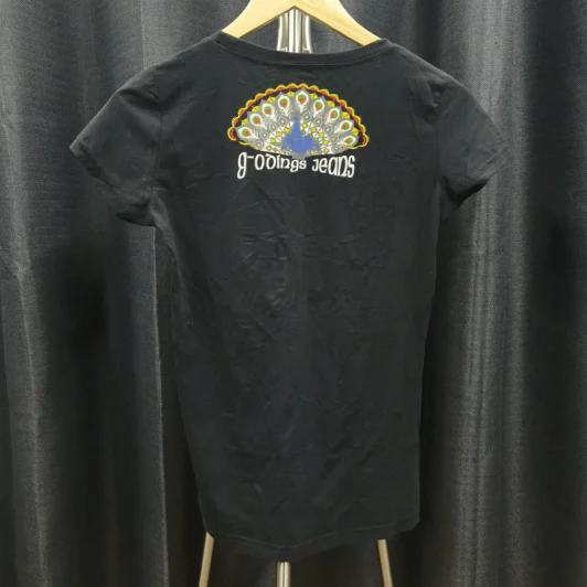 เสื้อยืดแขนสั้น สีดำ ลายนกยูง อก 34 นิ้ว, ยาว 23 นิ้ว รูปที่ 2
