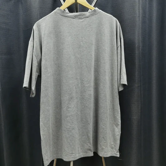 เสื้อยืดแขนสั้น สีเทา อก 50 นิ้ว, ยาว 30 นิ้ว รูปที่ 2