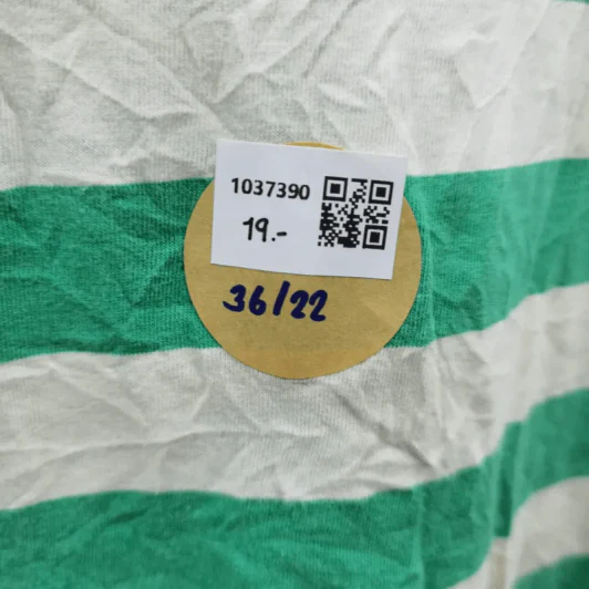 เสื้อยืด สีเขียวสลับขาว อก 36 นิ้ว, ยาว 22 นิ้ว รูปที่ 3