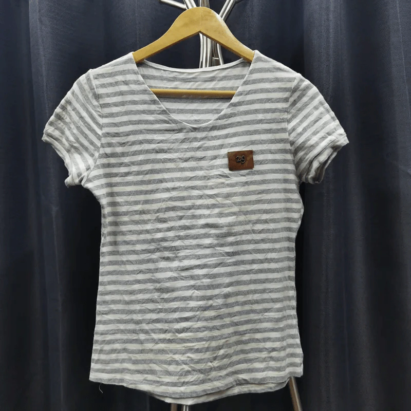 เสื้อยืดแขนสั้น ลายเทาสลับขาว อก 36 นิ้ว, ยาว 22 นิ้ว รูปที่ 1